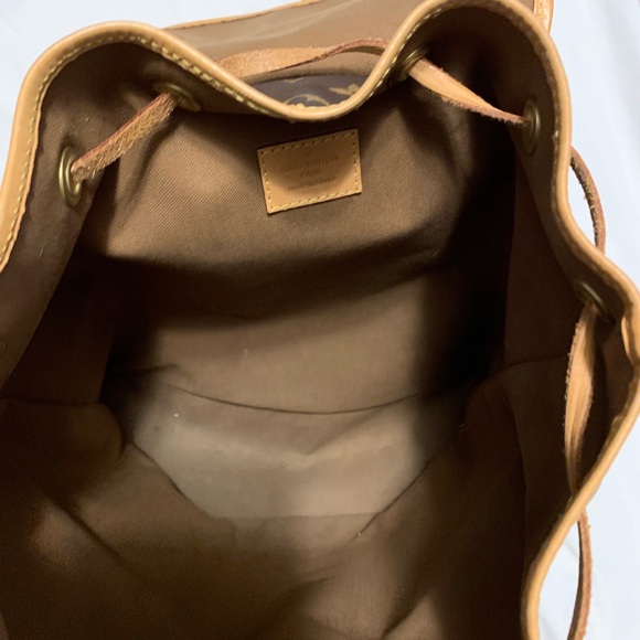 Authentic Louis Vuitton Backpack purchased in 2016 - Picture 4 of 5